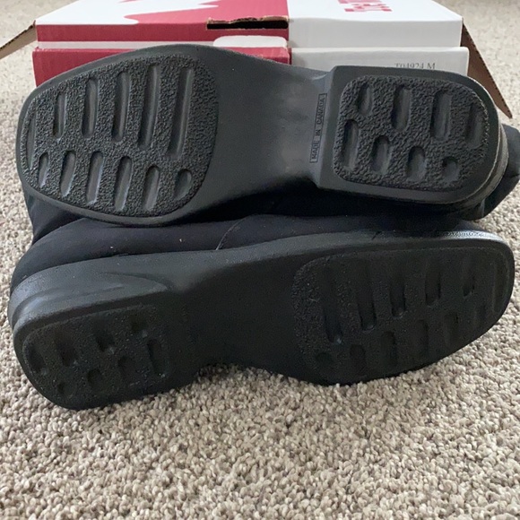 Brand new never worn Toe Warmer boots - Picture 2 of 7